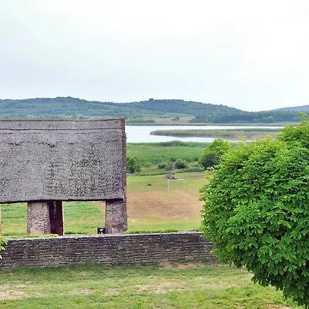 Shambala 아파트 티하니